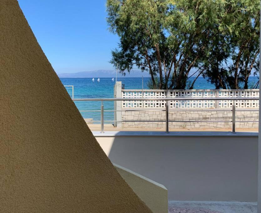 Blue Flag Award Winning Ormos Lo Beach: Home 1 Vrontádos Buitenkant foto