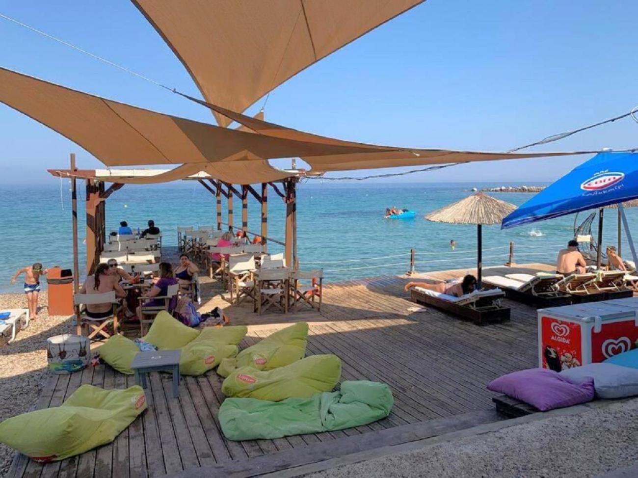 Blue Flag Award Winning Ormos Lo Beach: Home 1 Vrontádos Buitenkant foto